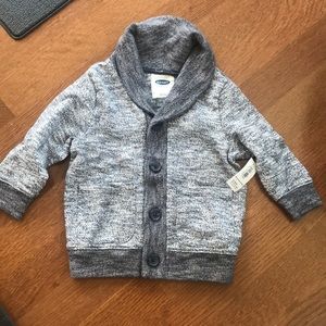 Brand new Gray button up sweater size 12-18 Months